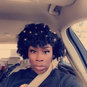 Meet your Posher, Shayna